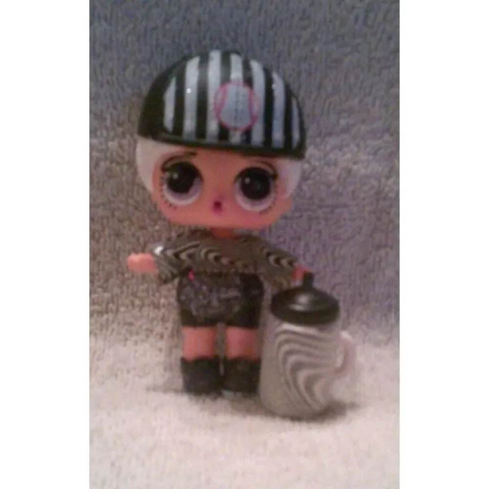 Beatnik Babe LOL‎ Surprise Doll All -Star B.B